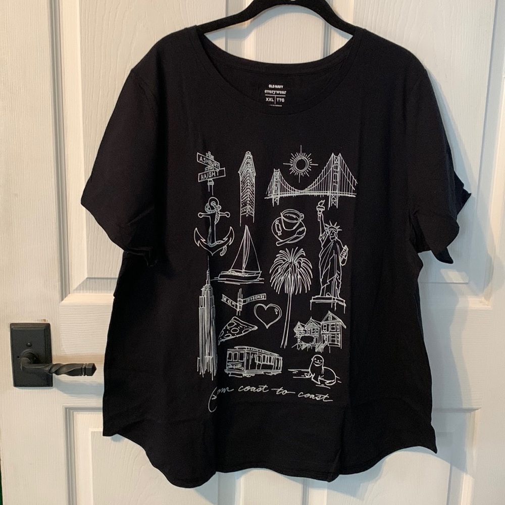 Old navy tee. New never worn. Size XXL